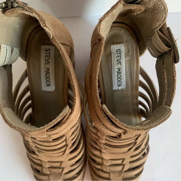 STEVE MADDEN FRENCHY CAGED LEATHER ANKLE BOOTS BOOTIES IN STONE/TAUPE EUC Sz 8 - Picture 6 of 9